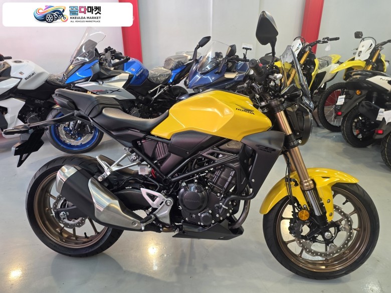 혼다 CB 300 R 2024년식 혼다 CB300R 24년식 판매합니다