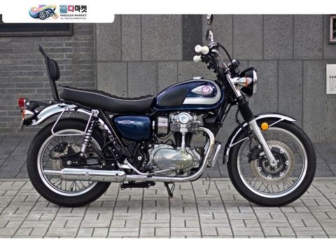가와사키 W 800 2021년식 2021년 가와사키 W800 판매합니다.