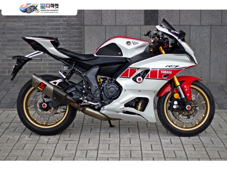 야마하 YZF R7 2022년식 2022년 야마하 YZF-R7 60주년 아크라포빅 구변O 판매합니다  ​