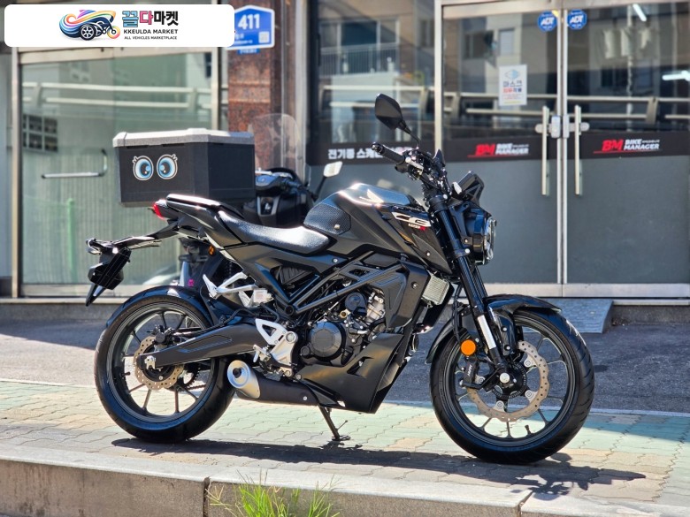 혼다 CB 125 R 2026년식 CB125R 혼다 26년식 1677KM 신차급 중고매물 판매합니다