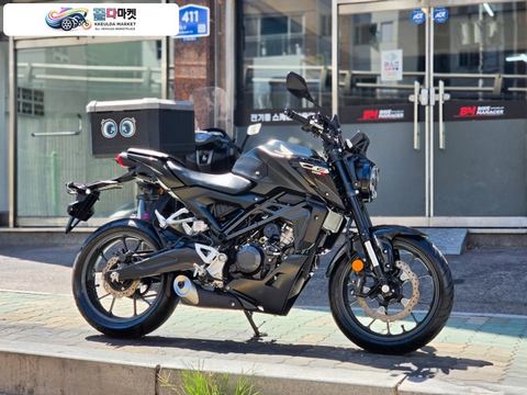 혼다 CB 125 R 2026년식 CB125R 혼다 26년식 1677KM 신차급 중고매물 판매합니다