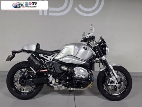BMW R 나인 T 2021년식 21년 알나인티 노멀 은색 풀 719 옵션(휠포함)