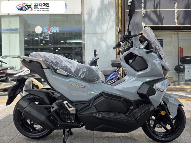 허스키 ADV 125