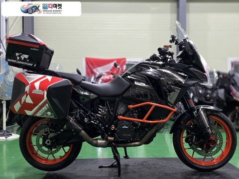 KTM 1290 슈퍼 어드벤쳐 S 2018년식 KTM 1290슈퍼어드벤처S 18년식 4만km 레오빈스 구변완료 최저가 판매합니다.