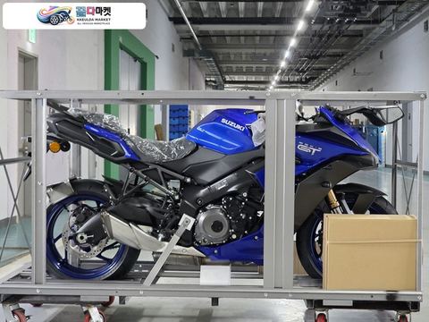 스즈끼 GSX S 1000 GT 2026년식 [스즈키대리점/매입대차합니다/박스보관상태입니다]GSX-S100GT 26년식/롯데카드 4%저금리 60개월 할부/신한마이카,하나오토론,KB매직카5%대 120개월 할부!!