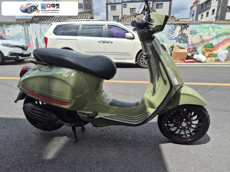 베스파 스프린트 125 ABS 2023년식 2023년 베스파 스프린트125  판매합니다