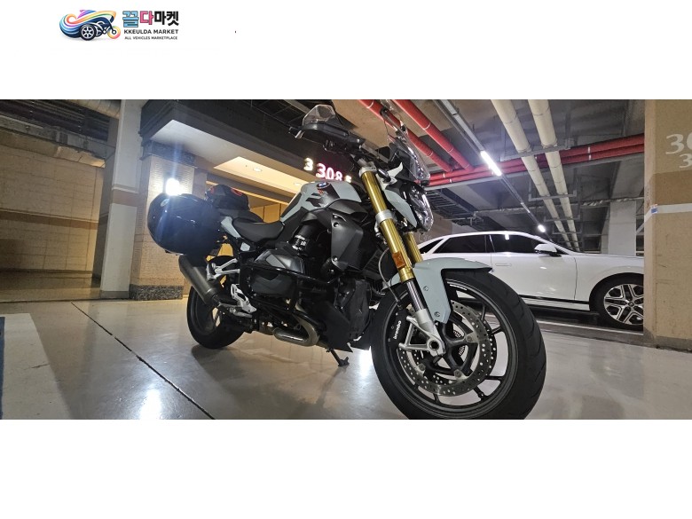BMW R 1250 R 2023년식 23년형24년 출고 R1250R 팝니다