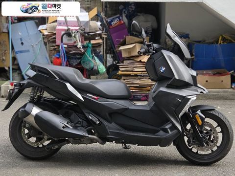 BMW C 400 X 2019년식 BMW C400X 정비이력 있습니다.