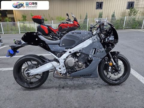 야마하 XSR 900 GP 2024년식 [시흥안산]야마하XSR900GP 그레이/25년출고/다운킷포함가격/3무/이전가능 팝니다.