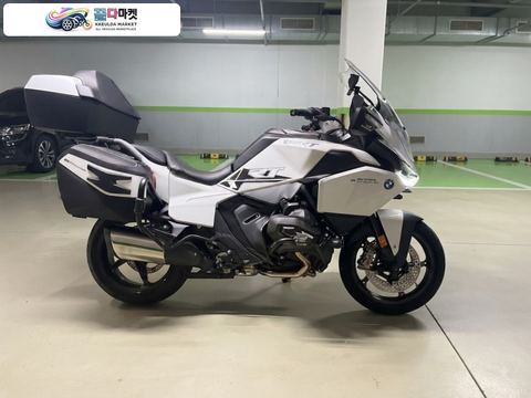 BMW R 1300 RT 2026년식 BMW R1300RT 신차급 팝니다.