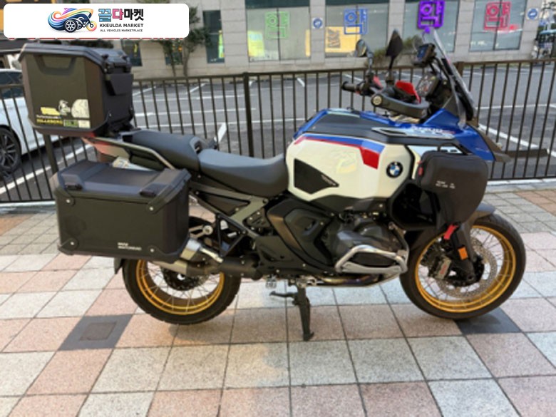 BMW R 1300 GS 어드벤쳐 2025년식 R1300GSA  무사고 무꿍(풀옵션)