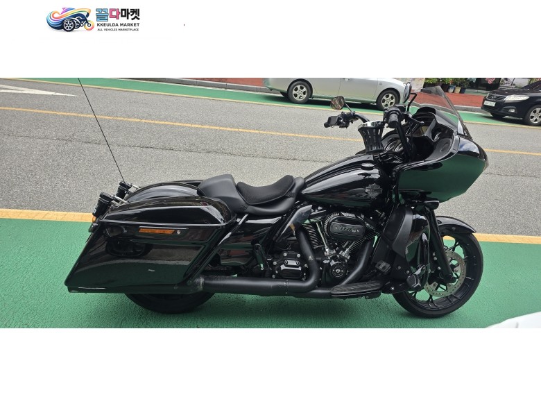 할리데이비슨 로드 글라이드 스페셜 2022년식 올린즈 로글 스페셜