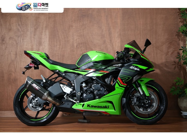 가와사키 닌자 6 R 2024년식 가와사키 / ZX-6R KRT / 2024 / 14,600 KM 판매/대차