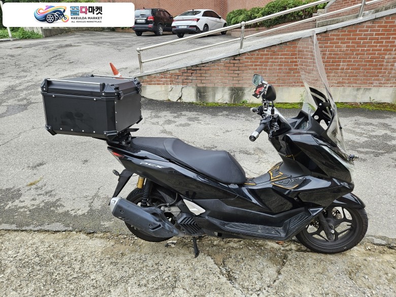 혼다 PCX 125 ABS 2025년식 pcx125 25년 abs 블박튜닝 짧은키로수 무꿍무슬립