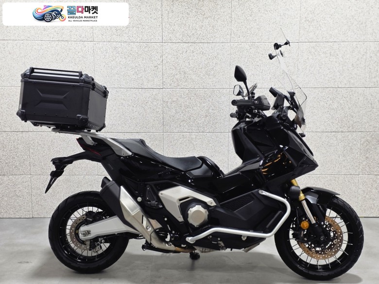 혼다 X ADV 2025년식 25년식 혼다 XADV 750 짧은 키로수 차량 판매 / 대차