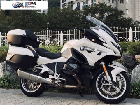 BMW R 1250 RT 2024년식 2024년식 BMW R1250RT 바이크를 판매합니다. 정식AS잔존 1인차주 국내최저가 사진동일 절충가능