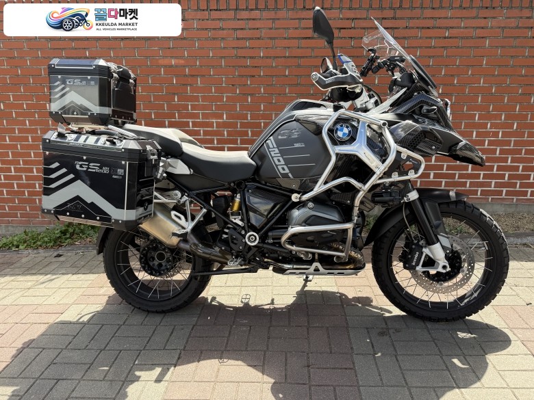BMW R 1200 GS 어드벤쳐 2015년식 오로지 공도주행 고작 13,000 km주행 소장용 BMW 1200 GS 어드벤쳐 판매 합니다