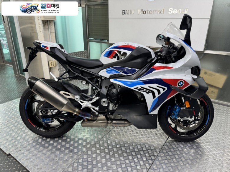 BMW M 1000 RR 2025년식 [BMW 인증 중고] 제조사 보증 기간 29년 01월 26일 까지 / 100% 세금계산서 발행 가능