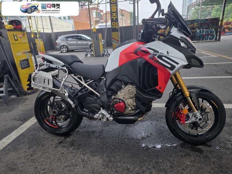 두카티 멀티스트라다 V4 RS 2024년식 멀티스트라다 RS