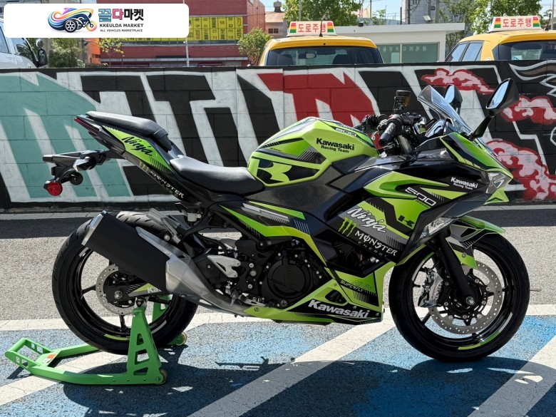 가와사키 닌자 500 R 2026년식 모토몰 - 종합바이크 쇼핑몰 / 2026년식 가와사키 닌자 500 풀데칼차량 현금할인 or 24개월 카두 무이자 / 롯데카드 60개월 저금리할부