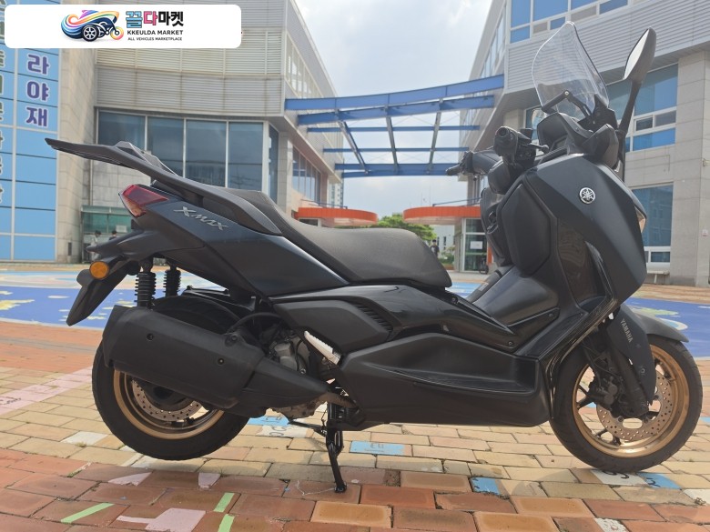 야마하 X 맥스 300 ABS 2023년식 야마하XMAX300판매합니다.