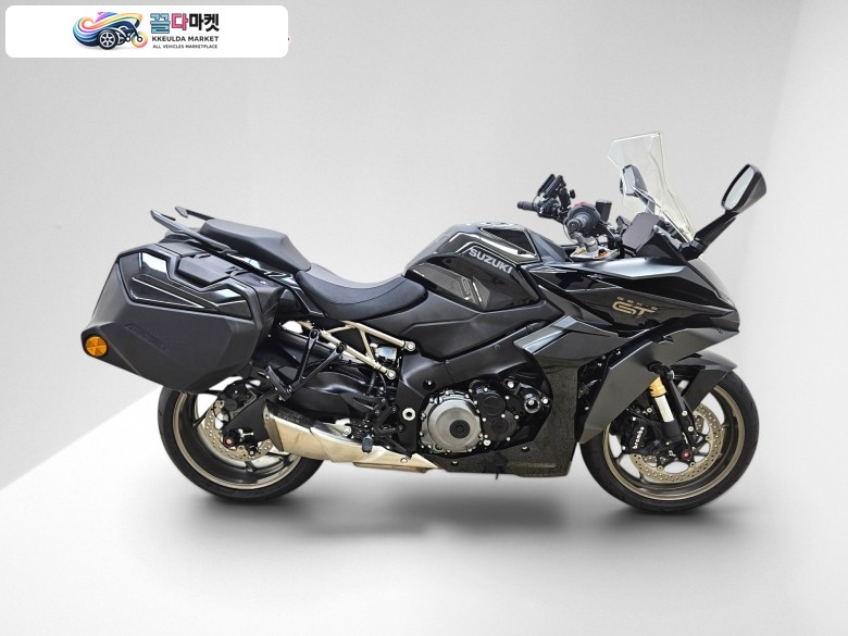 스즈끼 GSX S 1000 GT 2024년식 -세모오토바이-(짧은키로수, 무사고, 상태좋음)*정직매입*점검판매*확실한A/S *최고가대차*빠른신차*캐피탈* 상담문의