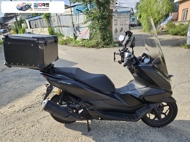 혼다 PCX 125 ABS 2025년식 혼다 PCX125 25년 ABS 블박튜닝 멧블랙컬러 짧은 적산거리