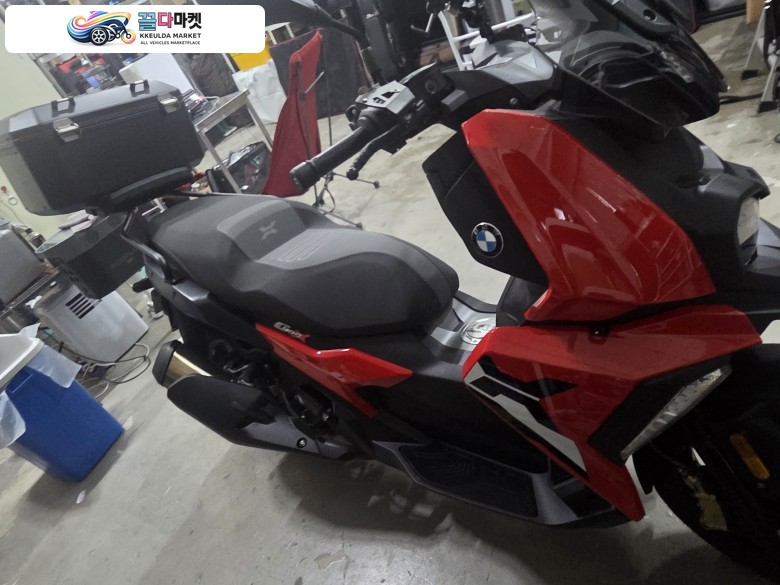 BMW C 400 X 2024년식 BMW C400X 24년 9600키로 판매합니다