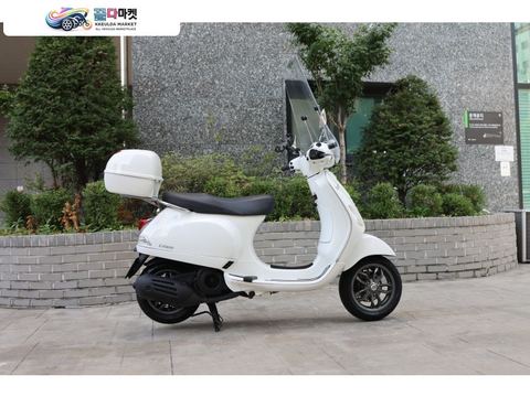 베스파 LX 125 2022년식 2022 베스파 LX125 판매합니다
