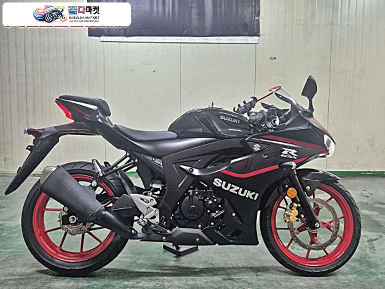 스즈끼 GSX R 125 ABS 2024년식 스즈키 GSXR125/24년식/7천km/입문용/출퇴근용/판매합니다