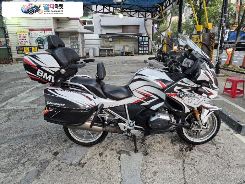 BMW R 1200 RT 2017년식 R1200rt 백호팝니다
