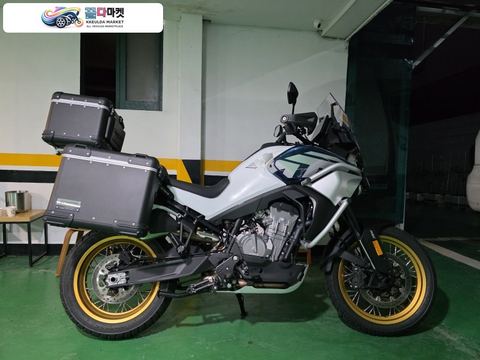 CF모토 800 MT 익스플로러 2025년식 CFMOTO 800MT EXPLORE