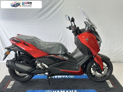 야마하 X 맥스 300 ABS 2026년식 야마하 4S 딜러 천안점 모토프로 입니다. 300cc 미들급 최고의 스쿠터 X-MAX 300 신차 판매합니다