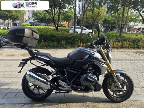 BMW R 1250 R 2021년식 R1250r 21년식 2만5천 팝니다