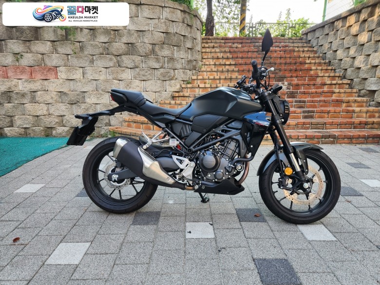 혼다 CB 300 R 2026년식 26년식 %%그냥 신차급%% 200km 주행