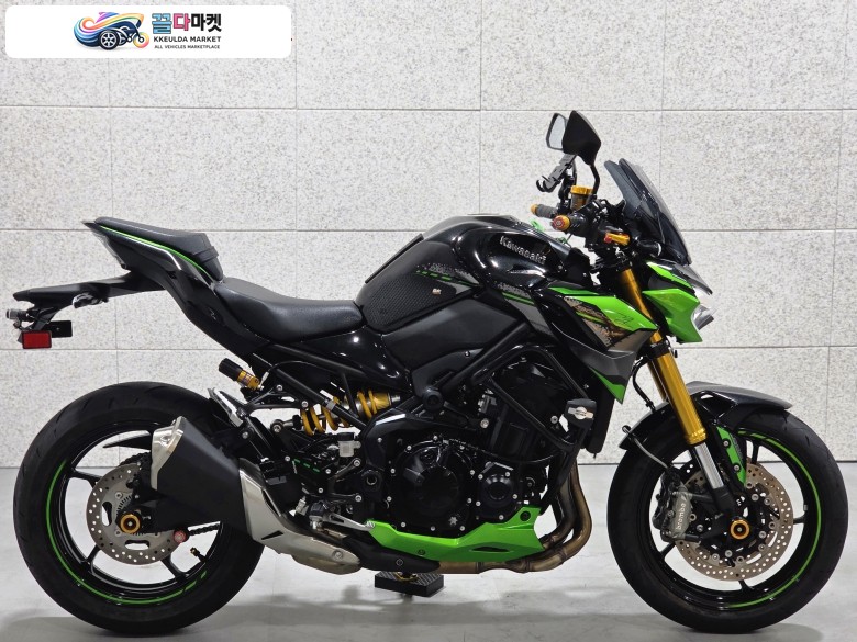 가와사키 Z 900 SE ABS 2023년식 1인신조 23년식 가와사키 Z900SE 신차급 2884km 차량 판매 / 대차