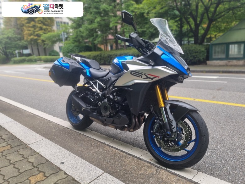 스즈끼 GSX S 1000 GX 2024년식 상태 최상의 바이크