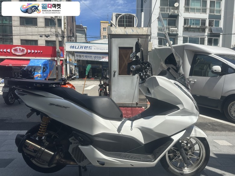혼다 PCX 125 ABS 2022년식 22년식 PCX160 판매합니다.