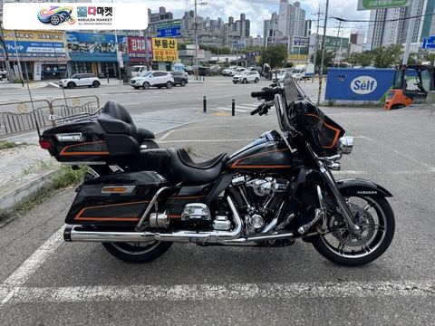 할리데이비슨 울트라 리미티드 2022년식 울트라 리미티드 APEX한정 컬러 3000만원에 판매합니다.