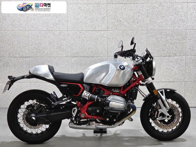BMW R 12 나인 티 2026년식 1인신조 26년식 BMW R12나인티 옵션719 신차급 차량 판매 / 대차