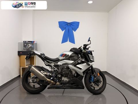 BMW M 1000 R 2025년식 BMW M1000R 25Y 알루미늄 판매합니다 (26년 최초등록)