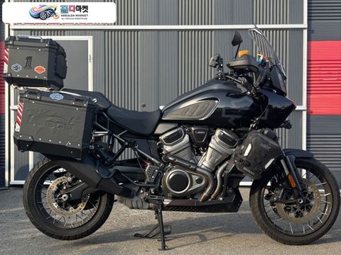 할리데이비슨 팬 아메리카 1250 스페셜 2023년식 팬아메리카 스페셜 2023년식 7,800km 풀세팅 판매합니다