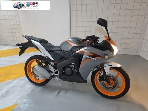 혼다 CBR 125 R 2011년식 혼다 CBR125R 중고 팝니다~