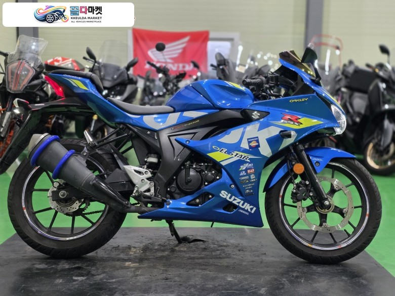 스즈끼 GSX R 125 ABS 2019년식 스즈키GSXR125 19년식 2만km연식대비 짧은키로수 깔끔한 셋팅 최저가 판매합니다.