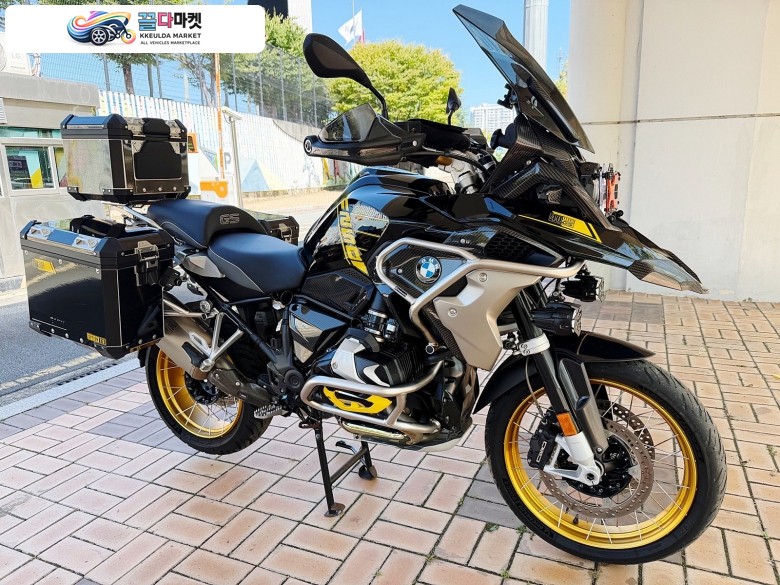 BMW R 1250 GS 2022년식 BMW R1250GS 40주년 기념모델 일인신조 킬로수짧은풀옵션 오토바이판매(2022년식)