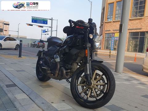 두카티 스크램블러 카페 레이서 2017년식 스크램블러800