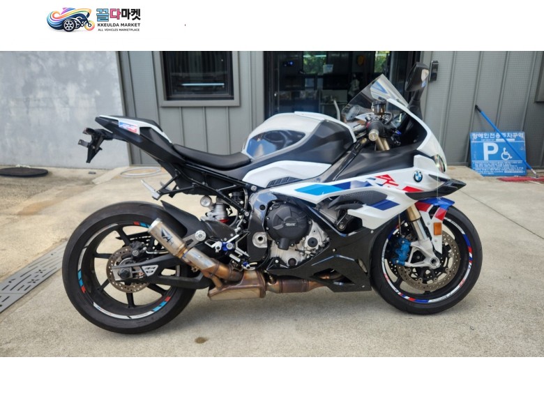 BMW S 1000 RR 2023년식 BMW S1000RR 2023년식 오스틴 머플러,,,짧은 주행거리