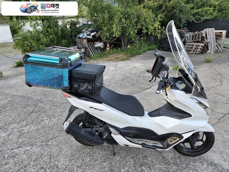 혼다 PCX 125 ABS 2023년식 pcx125 23년 배달풀셋팅 화이트 abs 스마트키