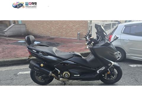 야마하 티맥스 DX 2017년식 야마하 티맥스 530DX 17년식 검정색