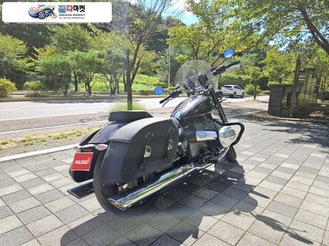 BMW R 18 클래식 2021년식 상태좋은 R18C 클래식 풀옵션버전 팝니다,